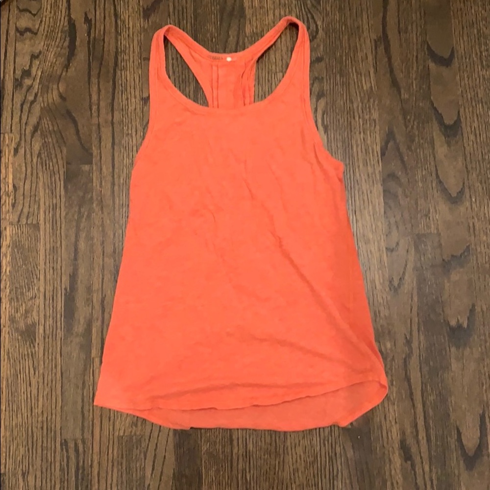 Lululemon loose fit coral tank Size 2